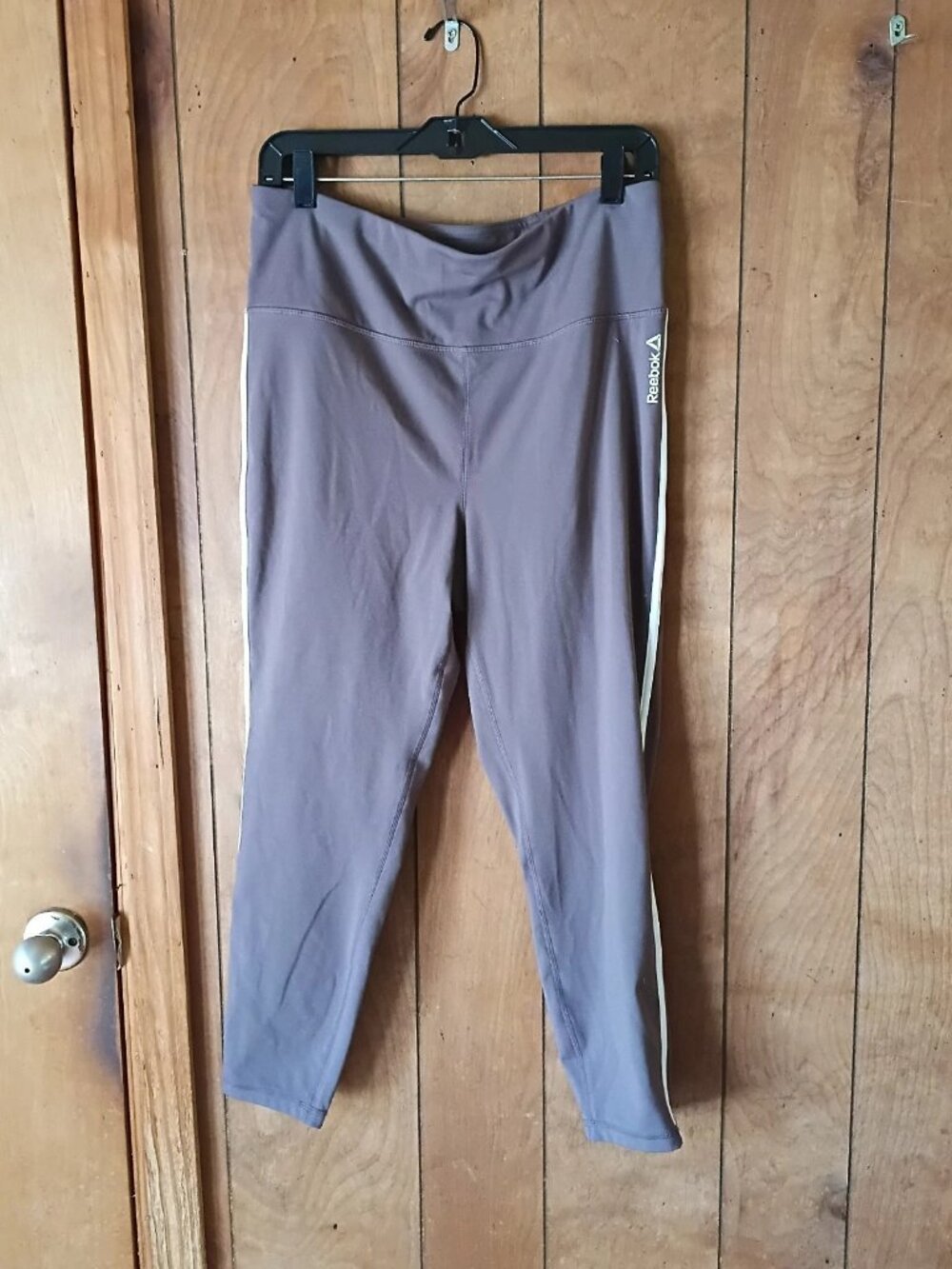 Reebok Women's Gray Leggings Size XL Athletic Yoga Activewear Polyester Spandex